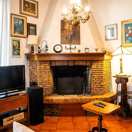 Dolce Apartment *