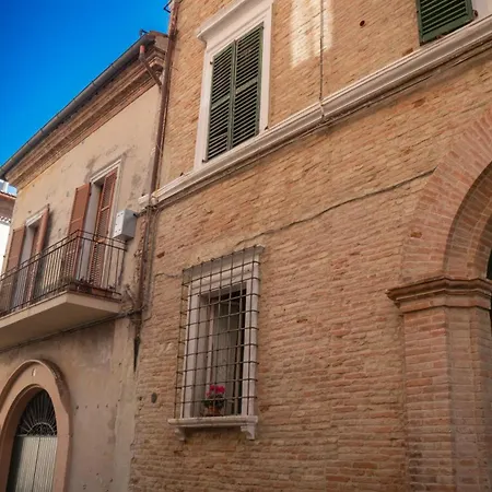 Dolce Apartment Iesi
